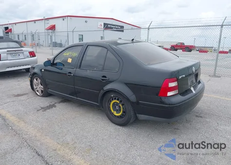 2002 Volkswagen Jetta Glx from USA, damaged, VIN 3VWTG69M22M042474